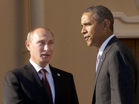 Bản tin 8H: Mỹ tiếp tục cảnh báo Nga về Ukraine Tổng thống Mỹ Barack Obama và Tổng thống Nga Vladimir Putin (Nguồn: AP)