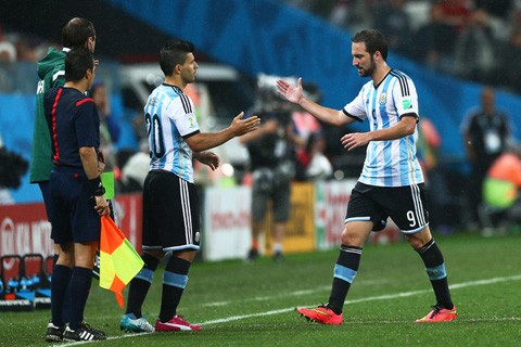 TIN NHANH World Cup tối 10/7: Argentina kém ấn tượng so với Đức TIN NHANH World Cup tối 10/7: Argentina kém ấn tượng so với Đức