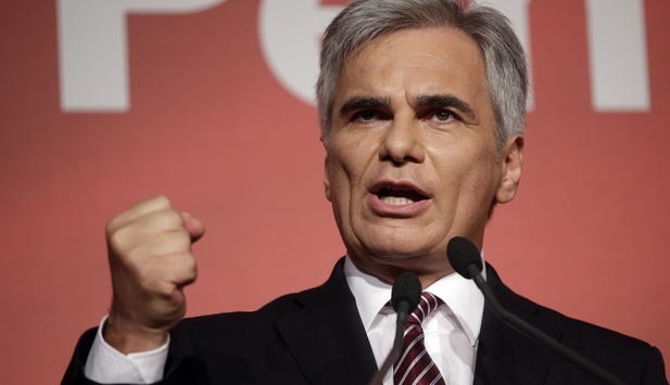 Bản tin 14H: Áo chỉ trích chính sách người tị nạn của Đức Thủ tướng Áo Werner Faymann. (Nguồn: news.at)