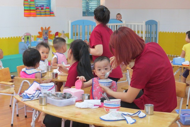 TPHCM đang thiếu gần 800 giáo viên mầm non Lương và chế độ hỗ trợ thấp là một phần nguyên nhân dẫn đến TPHCM vẫn không đủ sức hút với giáo viên.
