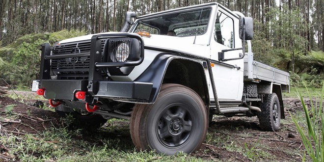 Mercedes-Benz ra mắt bán tải offroad hạng nặng Mercedes-Benz ra mắt bán tải offroad hạng nặng