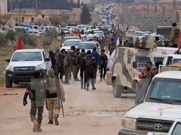 Bản tin 8H: Thổ Nhĩ Kỳ tự tin loại bỏ IS tại Bắc Syria Binh sỹ Thổ Nhĩ Kỳ tiến vào khu vực ngoại ô phía tây Al-Bab ngày 9/2. (Nguồn: AFP/TTXVN)