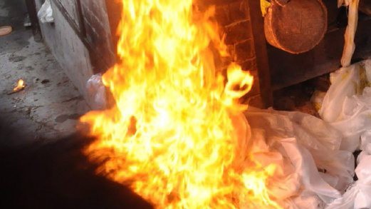 Bị người thân thiêu sống vì kết hôn 'trái ý gia đình' Rama Kunwar bị người nhà thiêu sống vì tự ý kết hôn. Ảnh: EAP