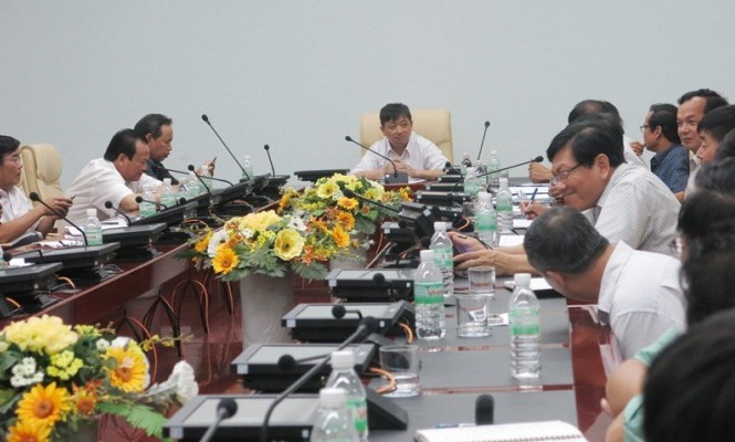 Đà Nẵng họp khẩn yêu cầu lập điểm bán cá sạch Ngày nghỉ lễ Quốc tế lao động (1/5), lãnh đạo chính quyền TP và các ban, ngành chức năng ở Đà Nẵng vẫn họp khẩn tìm giải pháp gỡ khó giúp ngư dân tiêu thụ được cá.