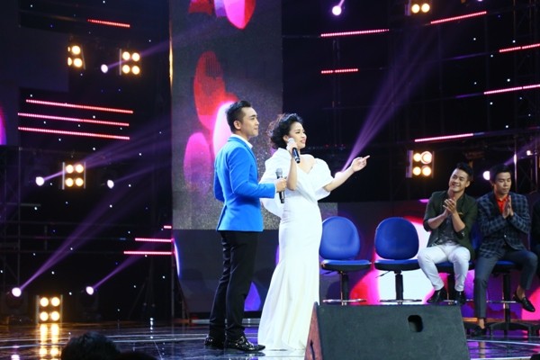 Tuyệt đỉnh song ca: Sống sót nhờ khác biệt Tuyệt đỉnh song ca không chỉ tìm kiếm tài năng âm nhạc mà còn phát triển họ thành những cặp song ca ăn ý.