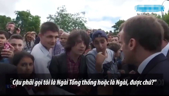 Bản tin 8H: Tổng thống Pháp răn dạy cậu bé thiếu lễ độ Bản tin 8H: Tổng thống Pháp răn dạy cậu bé thiếu lễ độ