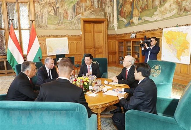 Việt Nam-Hungary nâng tầm quan hệ lên 'Đối tác toàn diện' Tổng Bí thư Nguyễn Phú Trọng hội đàm riêng với Thủ tướng Hungary Viktor Orban.