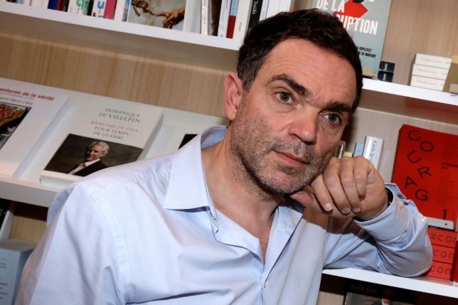 Chê phụ nữ 50 tuổi ‘quá già để yêu’, nhà văn Pháp hứng 'bão' chỉ trích Nhà văn Pháp Yann Moix.
