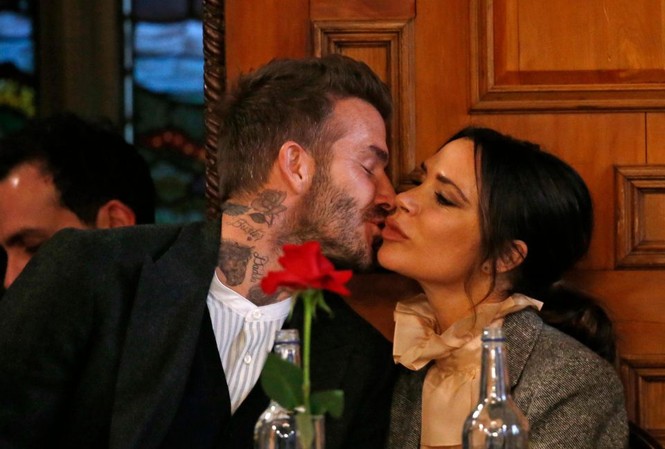 Beckham ‘tiếp bước’ vợ kinh doanh thua lỗ hàng trăm tỷ Beckham ‘tiếp bước’ vợ kinh doanh thua lỗ hàng trăm tỷ