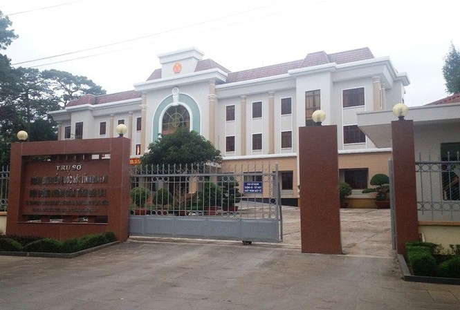 Bản tin 8H: Văn phòng Đoàn ĐBQH và HĐND Gia Lai chi ‘khủng’ tiếp khách Trụ sở Văn phòng Đoàn ĐBQH và HĐND tỉnh Gia Lai. Ảnh: NLĐ