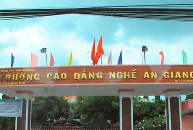 Bản tin 8H: Cao đẳng Nghề An Giang sai phạm tài chính hơn 26 tỷ đồng Ảnh minh họa
