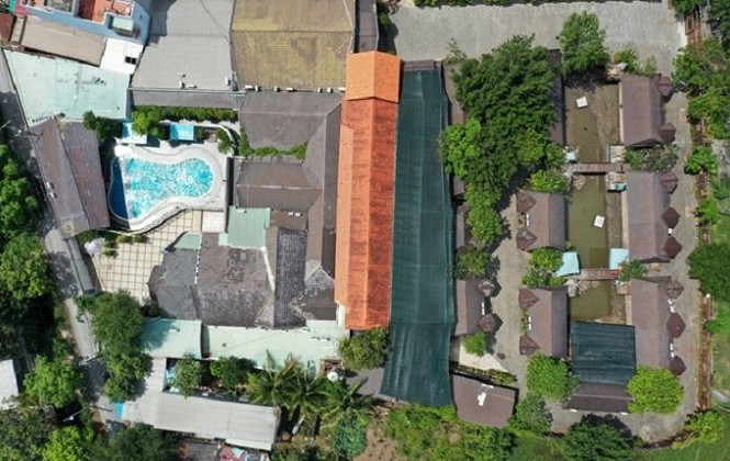 Bản tin 8H: Kỷ luật, kiểm điểm 22 cán bộ liên quan đến Tràm Chim resort Các hạng mục bên trong tổ hợp Gia Trang quán - Tràm Chim resort. Ảnh: VTC News