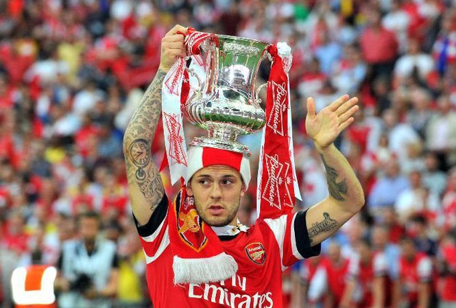 Wilshere được chọn làm truyền nhân của Beckham Wilshere được tin tưởng giao trọng trách lớn