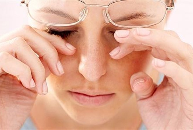 Mẹo nhỏ tránh khô mắt trong mùa giá lạnh Mẹo nhỏ tránh khô mắt trong mùa giá lạnh