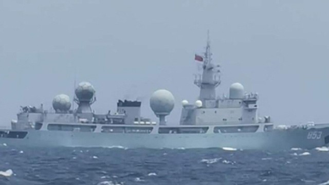 Philippines phản đối Trung Quốc đưa tàu chiến vào EEZ Philippines phát hiện 5 tàu chiến Trung Quốc đi vào vùng biển của họ trong tháng 7 và tháng 8 này. (Ảnh: Rappler)