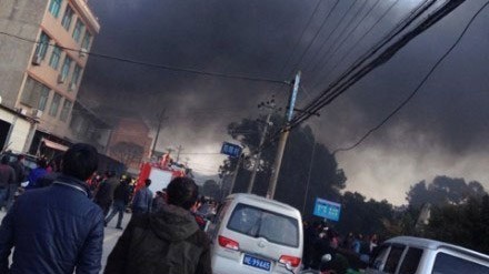 Nhà máy bốc cháy, 21 người thương vong Đám cháy đã làm ít nhất 16 người thiệt mạng và 5 người khác bị thương