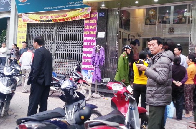 Hiện trường vụ bắt cóc con tin.