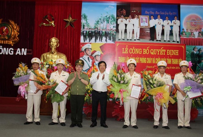 Thành lập Cảnh sát phòng cháy và chữa cháy tỉnh Thanh Hoá Lễ công bố quyết đình thành lập Cảnh sát phòng cháy và chữa cháy tỉnh Thanh Hóa