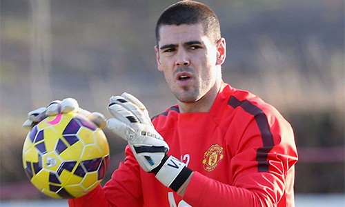 Valdes từng sợ cắn lưỡi chết vì cô độc ở Man Utd Valdes từng cô độc đến tuyệt vọng vì không có ngày mai ở Man Utd. Ảnh: Reuters.