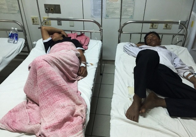 Bảy người thương vong do sét đánh Các nạn nhân bị sét đánh tại An Hòa (Huế) chiều 28/5 được chuyển cấp cứu tại bệnh viện.