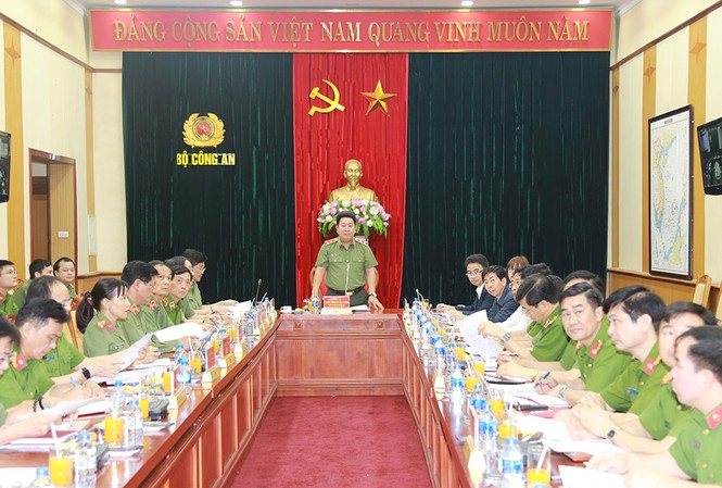 Thành lập đoàn liên ngành kiểm tra đột xuất PCCC tại 7 địa phương Thứ trưởng Bùi Văn Thành phát biểu kết luận buổi làm việc.
