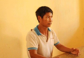 Bé gái 10 tuổi bị gã hàng xóm hiếp dâm Sang tại cơ quan điều tra. Ảnh: báo Thái Nguyên