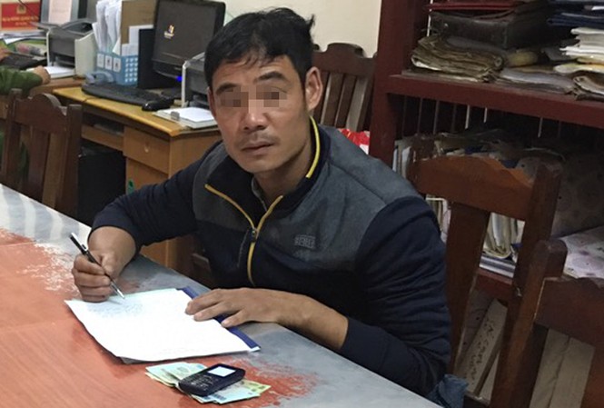 Đi làm không có tiền Tết mang về cho vợ, người đàn ông dựng hiện trường bị cướp Người đàn ông thừa nhận hành vi của mình.