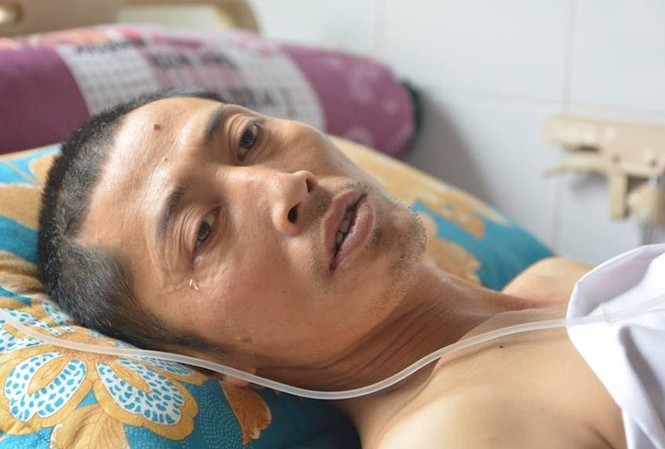 Thoát chết thần kỳ khi bị xe tải 10 tấn cán qua người Thoát chết thần kỳ khi bị xe tải 10 tấn cán qua người