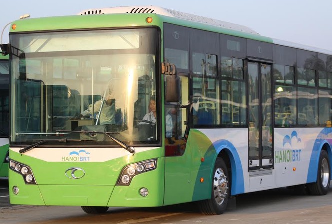 Cho buýt thường đi chung đường với buýt BRT từ tháng 6 Nếu được lãnh đạo Hà Nội đồng ý, việc BRT đi chung đường ưu tiên sẽ diễn ra từ tháng 6.