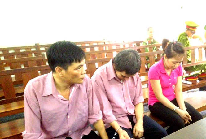 Tòa không xem việc mua bán ‘dụng cụ kích dục’ là phạm tội Tòa không xem việc mua bán ‘dụng cụ kích dục’ là phạm tội