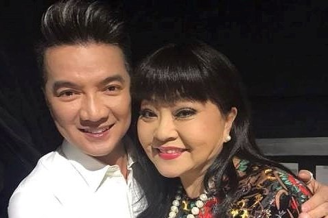 Danh ca Hương Lan: Mr Đàm không phải là một giọng hát xuất chúng Không chỉ trên sân khấu, Hương Lan và Đàm Vĩnh Hưng khá thân thiết ngoài đời.