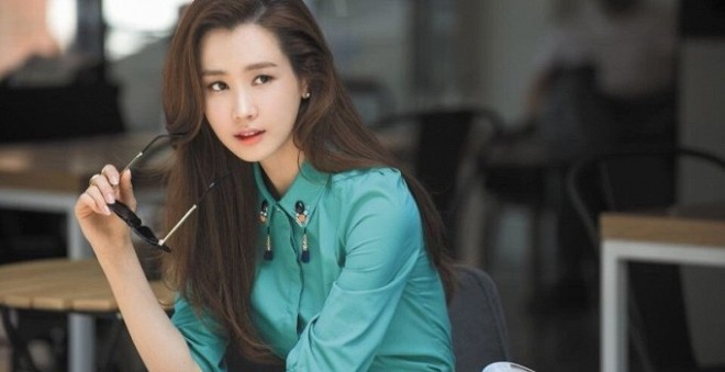 Showbiz 21/1: Sao Hàn chúc mừng tuyển Việt Nam và HLV Park Showbiz 21/1: Sao Hàn chúc mừng tuyển Việt Nam và HLV Park