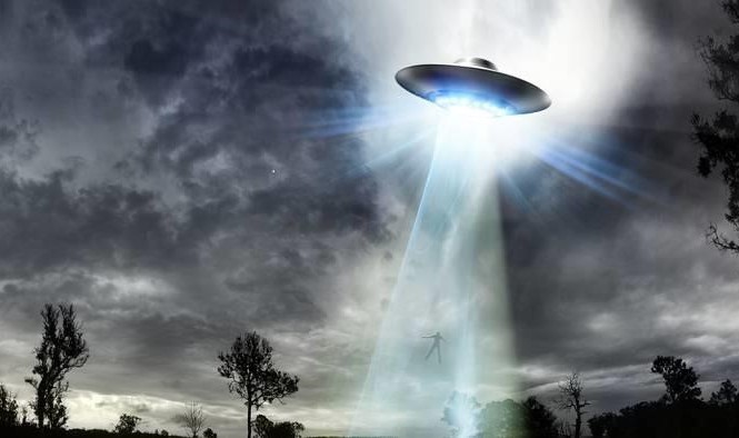 Vật thể lạ liên tục khiêu khích, Mỹ tiếp tục theo dõi UFO UFO luôn là chủ đề hấp dẫn cho nhiều thuyết âm mưu. Đồ họa: Independent.