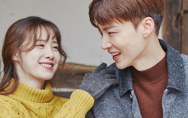 Showbiz 4/9: Goo Hye Sun tố chồng trẻ ngoại tình với bạn diễn Showbiz 4/9: Goo Hye Sun tố chồng trẻ ngoại tình với bạn diễn