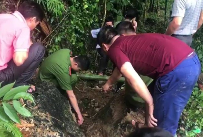 Xử phạt 'nhà ngoại cảm' phán có kho báu 3 tấn vàng tại Lạng Sơn Lực lượng chức năng địa phương kiên trì làm rõ thông tin mà ông L đưa ra theo trình tự của pháp luật nhưng ông L không hợp tác *ảnh: TL
