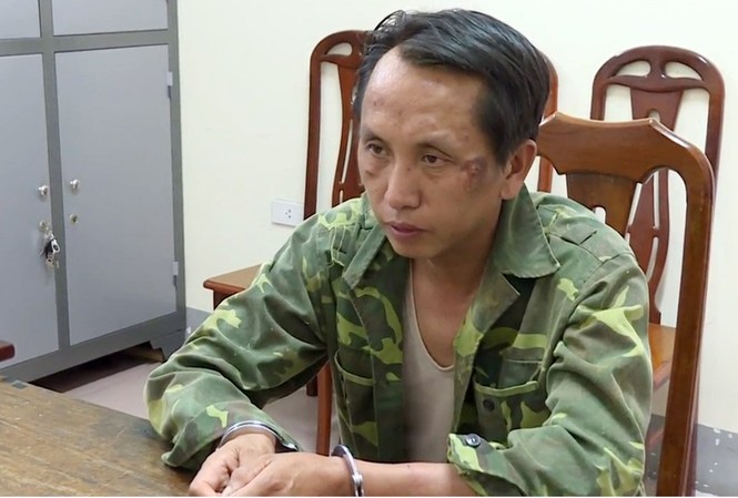 Nổ súng chống trả cảnh sát khi bị phát hiện vận chuyển 15 bánh heroin Đối tượng Thò Pạ Sáu tại CQĐT.