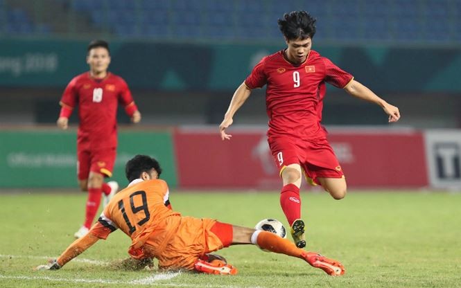 Gia đình Công Phượng 'nổ tung' vì bàn thắng phá lưới Bahrain Công Phượng ghi bàn thắng vàng giúp Olympic VN vào tứ kết. Ảnh: Vnexpress