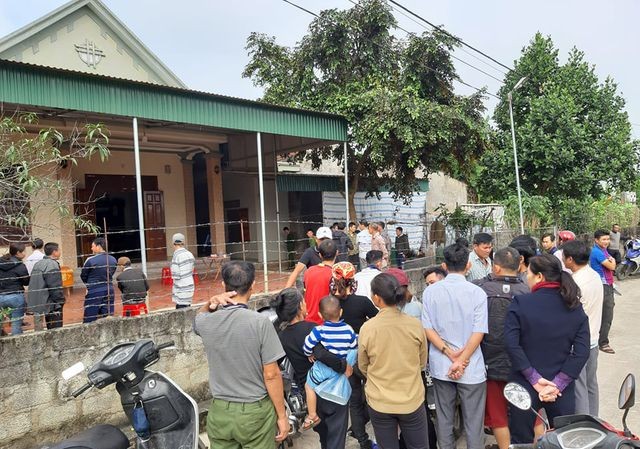 Phát hiện hai vợ chồng trẻ tử vong bất thường tại nhà riêng Phát hiện hai vợ chồng trẻ tử vong bất thường tại nhà riêng
