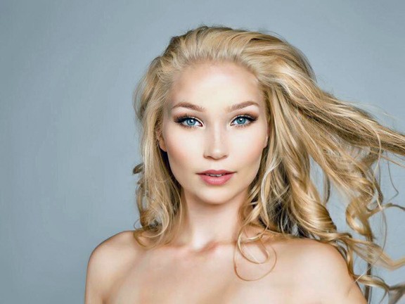 Nhan sắc hoa hậu thi Miss Grand bị chê béo Hoa hậu Iceland tự rời đêm chung kết Miss Grand International vì bị chê béo