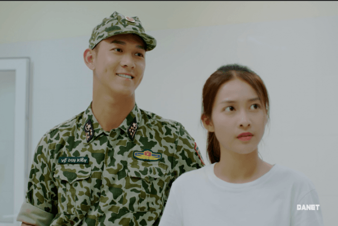 Sửa sai cho 'Hậu duệ mặt trời', chỉ chạy chữ 'hư cấu' là xong? Sau khi có ý kiến phản ứng, nhà sản xuất chạy dòng chữ đây là sản phẩm hư cấu