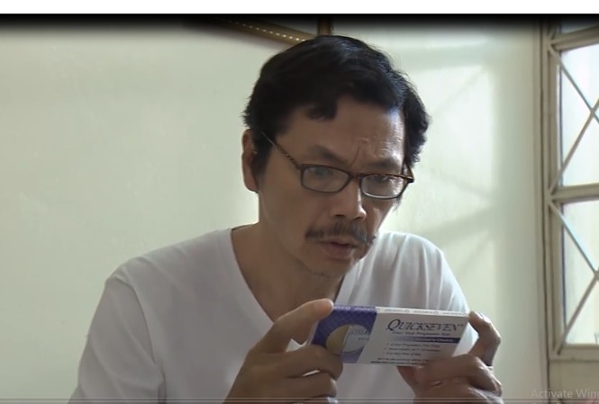 Về nhà đi con tập 25: Ông Sơn phát hoảng khi thấy que thử thai trong thùng rác Ông Sơn phát hiện que thử thai trong thùng rác