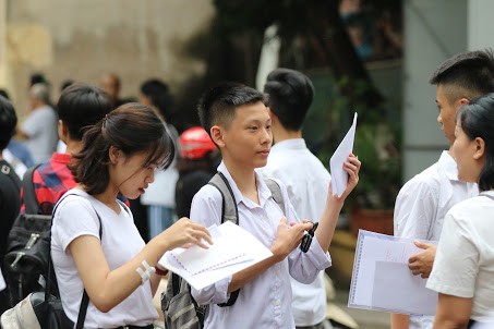 Hà Nội sẽ điều chỉnh lịch thi tuyển lớp 10 khi học sinh đi học trở lại Hà Nội sẽ điều chỉnh lịch thi tuyển lớp 10 khi học sinh đi học trở lại