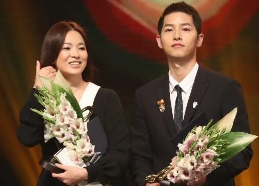 Song Hye Kyo – Song Joong Ki giành giải thưởng lớn tại Hàn Quốc Song Hye Kyo – Song Joong Ki giành giải thưởng lớn tại Hàn Quốc