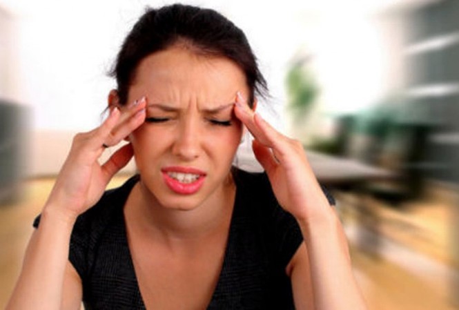 Tại sao ngồi xuống đứng lên lại hay chóng mặt? Tại sao ngồi xuống đứng lên lại hay chóng mặt?