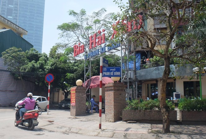 Thu hồi hơn 6.000 mét đất bị “xẻ thịt” làm đường giao thông? Thu hồi hơn 6.000 mét đất bị “xẻ thịt” làm đường giao thông?