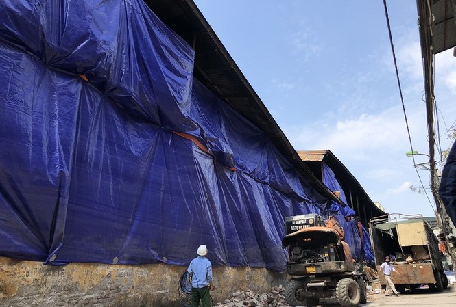 Sau gần 10 ngày cháy, Công ty Rạng Đông gửi thư xin lỗi Sau gần 10 ngày cháy, Công ty Rạng Đông gửi thư xin lỗi