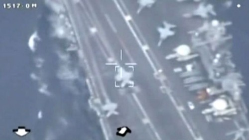 UAV Iran bay trên tàu sân bay Mỹ
Hình ảnh Iran cho là chụp tàu sân bay Mỹ từ UAV. Ảnh: SkyNews