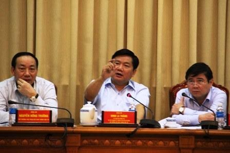 Lãnh đạo TP HCM: Muốn TPHCM là đầu tàu thì phải có cơ chế cho đầu tàu Bí thư Đinh La Thăng yêu cầu phải có cơ chế đặc biệt nếu muốn TPHCM là đầu tàu của cả nước