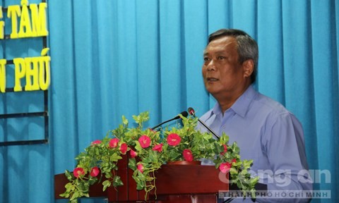 Không kéo giảm được tội phạm thì phải mất chức Theo công an Q. Tân Phú cho biết, trong 3 tháng đầu năm 2016, trên địa bàn quận xảy ra 64 vụ phạm pháp hình sự, giảm 1 vụ so với cùng kỳ năm 2015. Công an quận đã điều tra khám phá 46 vụ, bắt giữ 62 đối tượng, đạt tỷ lệ phá án 71,88%. Trong đó, tội phạm đ