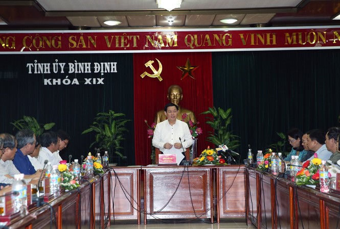 Còn những biểu hiện dễ dãi, thiếu chặt chẽ trong công tác cán bộ Phó Thủ tướng Vương Đình Huệ phát biểu tại cuộc kiểm tra công tác cán bộ ở tỉnh Bình Định.